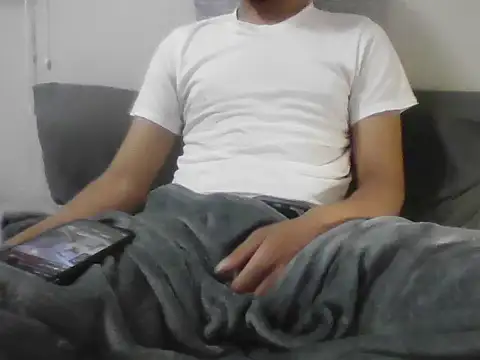 Snapshot of anonimam2 chatting on 10/29/25, 09:22 anonimam2 online show from 10/29/25, 09:22