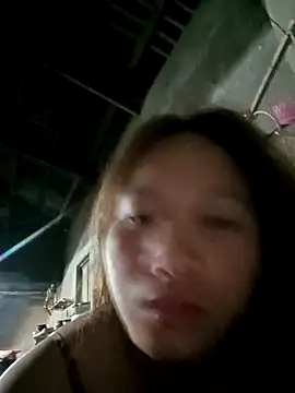 Snapshot of Mising5022 chatting on 11/06/25, 11:04 Mising5022 online show from 11/06/25, 11:04