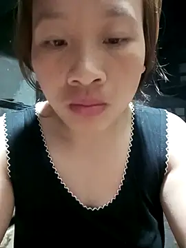 Snapshot of Mising5022 chatting on 12/18/25, 12:00 Mising5022 online show from 12/18/25, 12:00