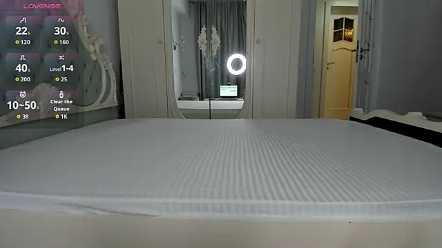 Ailinaioki online show from 10/15/25, 07:19