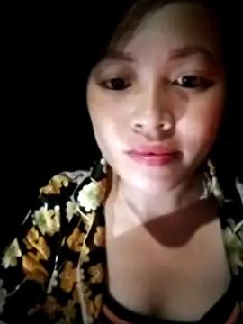 Snapshot of Hani-i chatting on 10/15/25, 10:21 Hani-i online show from 10/15/25, 10:21