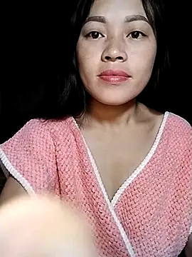 Snapshot of Hani-i chatting on 11/11/25, 09:59 Hani-i online show from 11/11/25, 09:59