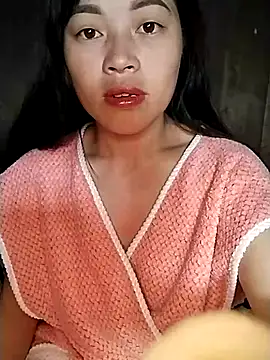 Snapshot of Hani-i chatting on 12/02/25, 09:10 Hani-i online show from 12/02/25, 09:10