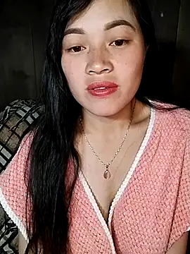 Snapshot of Hani-i chatting on 12/22/25, 09:12 Hani-i online show from 12/22/25, 09:12