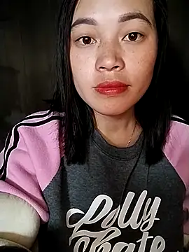 Snapshot of Hani-i chatting on 02/18/26, 09:33 Hani-i online show from 02/18/26, 09:33