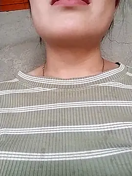 Snapshot of Hani-i chatting on 02/26/26, 09:41 Hani-i online show from 02/26/26, 09:41