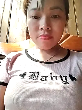 Snapshot of Hani-i chatting on 03/02/26, 05:08 Hani-i online show from 03/02/26, 05:08