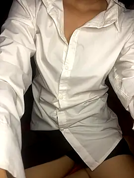 Snapshot of Ruby688 chatting on 11/03/25, 03:52 Ruby688 online show from 11/03/25, 03:52