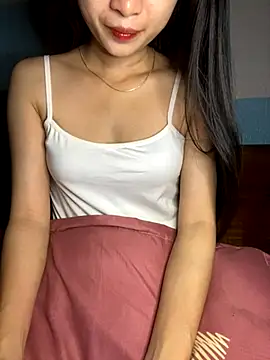 Snapshot of Ruby688 chatting on 12/04/25, 02:10 Ruby688 online show from 12/04/25, 02:10