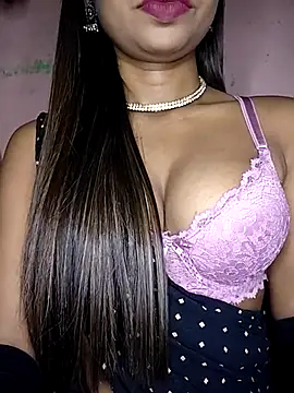 Snapshot of Strip_Hotty242 chatting on 10/24/25, 02:35 Strip Hotty242 online show from 10/24/25, 02:35