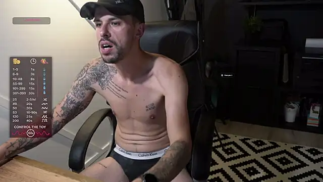 monsieurguitsxxx online show from 07/14/26, 12:33