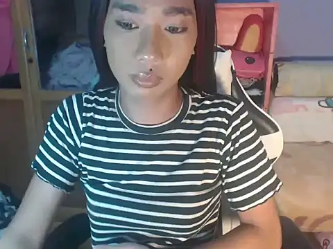 Yourasianbabyemma online show from 06/03/26, 04:34