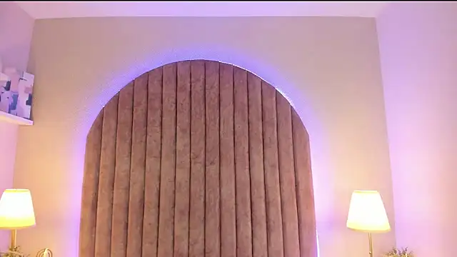 ShaylaDavis online show from 10/31/25, 07:48