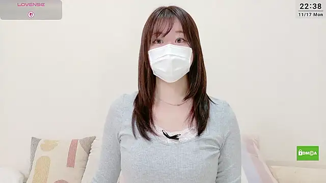 Snapshot of rei-chan chatting on 11/17/25, 01:39 rei-chan online show from 11/17/25, 01:39