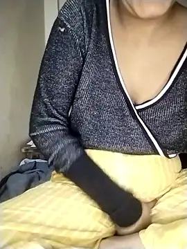 strip queennn online show from 01/12/26, 04:56