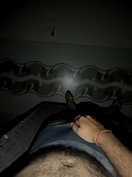 Snapshot of Notme_09 chatting on 10/14/25, 05:14 Notme 09 online show from 10/14/25, 05:14