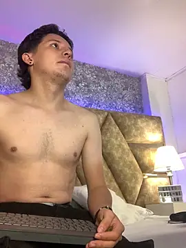 Snapshot of SsexCouplee chatting on 02/16/26, 11:39 SsexCouplee online show from 02/16/26, 11:39