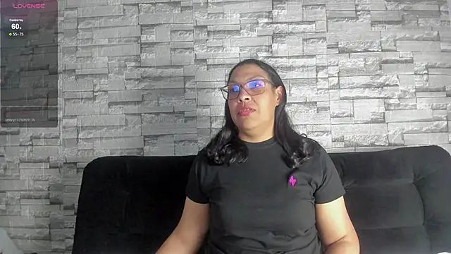 Snapshot of Zamariah chatting on 10/29/25, 12:13 Zamariah online show from 10/29/25, 12:13