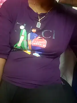 tamil-reena online show from 10/19/25, 06:58