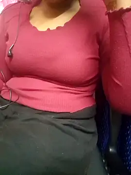 tamil-reena online show from 10/19/25, 07:25