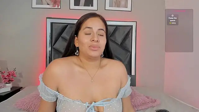 zoe longhair online show from 10/24/25, 06:37