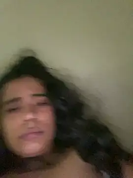 22safadinha69 online show from 04/17/26, 06:11