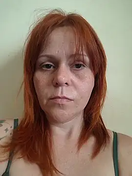 Snapshot of PorcelainDoll1 chatting on 10/16/25, 03:57 PorcelainDoll1 online show from 10/16/25, 03:57