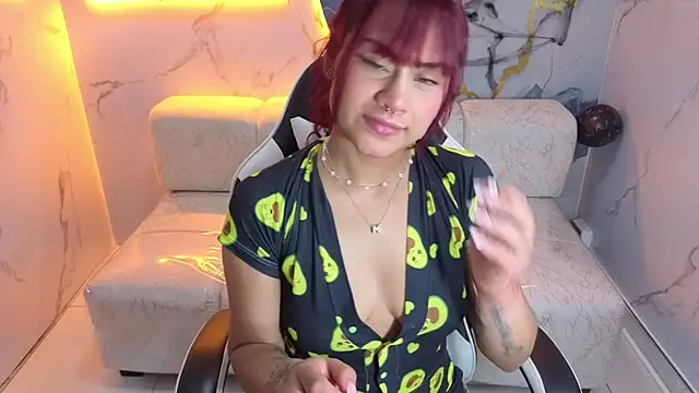 Snapshot of noa_tp chatting on 10/18/25, 03:02 noa tp online show from 10/18/25, 03:02