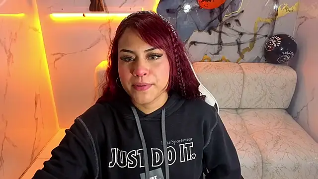 Snapshot of noa_tp chatting on 10/26/25, 12:44 noa tp online show from 10/26/25, 12:44