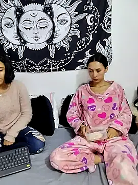 abby n emily online show from 07/01/26, 01:34