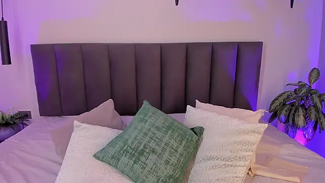 Snapshot of AilanaCortes chatting on 02/20/26, 12:27 AilanaCortes online show from 02/20/26, 12:27