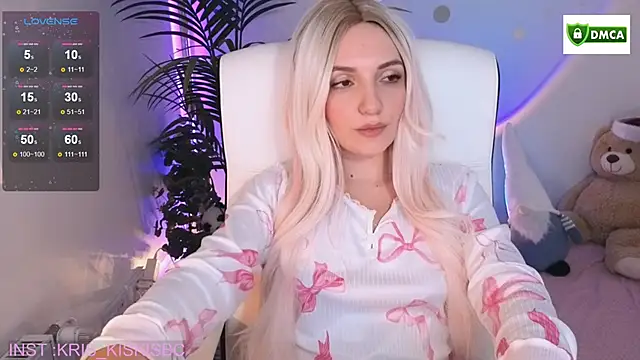 cute cake online show from 12/16/25, 02:33