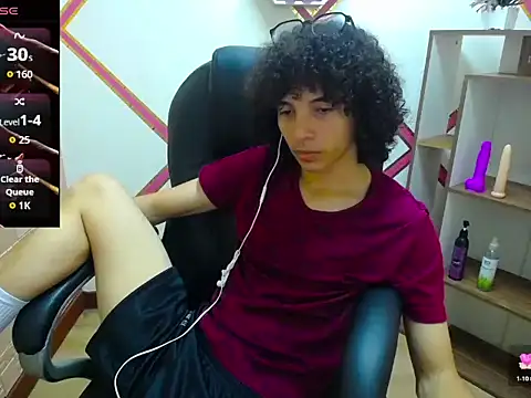 Snapshot of Mike_Miiller_ chatting on 11/10/25, 06:07 Mike Miiller online show from 11/10/25, 06:07