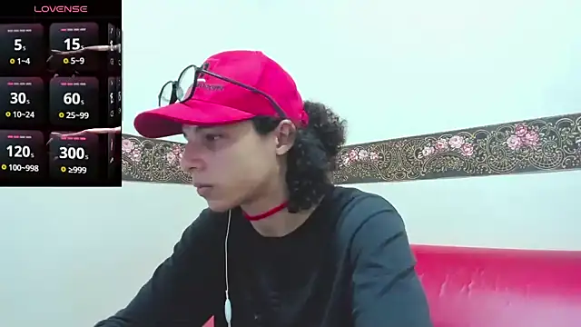 Snapshot of Mike_Miiller_ chatting on 11/13/25, 06:18 Mike Miiller online show from 11/13/25, 06:18