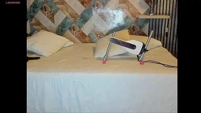 Diosadelchat online show from 10/28/25, 03:32