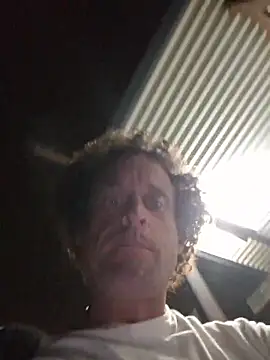 Snapshot of shainnfk chatting on 10/30/25, 05:57 shainnfk online show from 10/30/25, 05:57