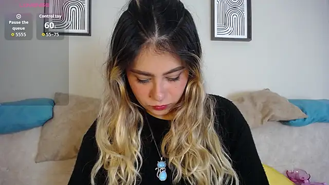 Sweet Bella Valery online show from 02/10/26, 09:52