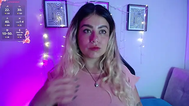 Sweet Bella Valery online show from 03/30/26, 11:33