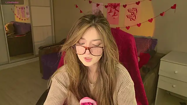 BellaSink online show from 12/16/25, 05:34