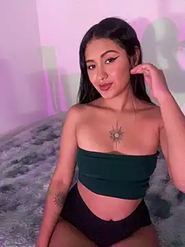 Emilux  online show from 04/05/26, 06:16