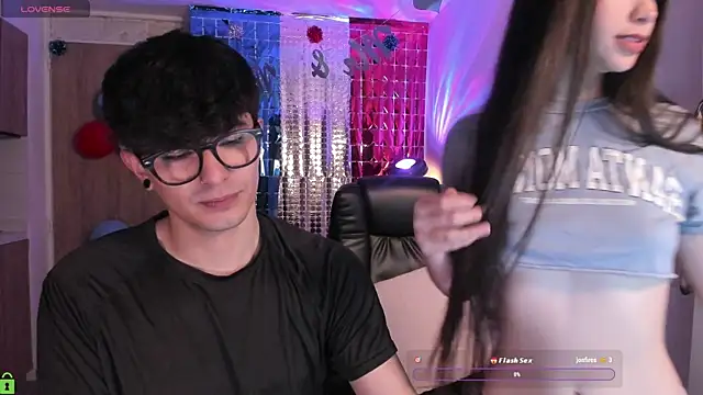 Mikeyvioleta  online show from 07/25/26, 09:40