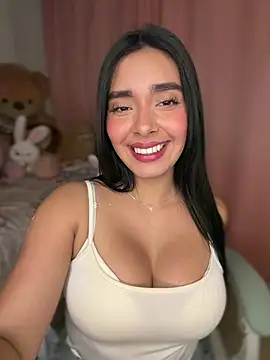 Snapshot of MiaSofia__ chatting on 05/16/26, 04:20 MiaSofia online show from 05/16/26, 04:20