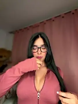 Snapshot of MiaSofia__ chatting on 05/24/26, 04:39 MiaSofia online show from 05/24/26, 04:39