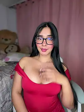 Snapshot of MiaSofia__ chatting on 05/26/26, 04:30 MiaSofia online show from 05/26/26, 04:30