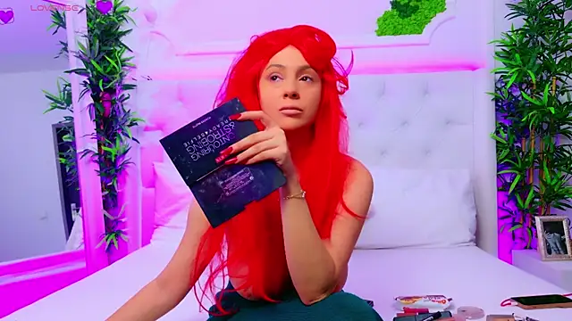 Snapshot of AriannaSins chatting on 11/12/25, 01:22 AriannaSins online show from 11/12/25, 01:22