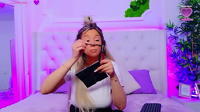 AriannaSins online show from 03/13/26, 01:29