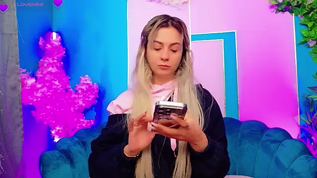 AriannaSins online show from 05/16/26, 03:58