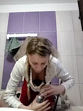 SandyCassie online show from 04/28/26, 03:55