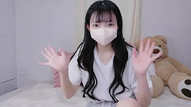 Mirai oO16Oo online show from 10/20/25, 07:31