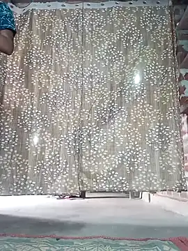 Snapshot of Rajni_chauhan chatting on 11/20/25, 08:47 Rajni chauhan online show from 11/20/25, 08:47